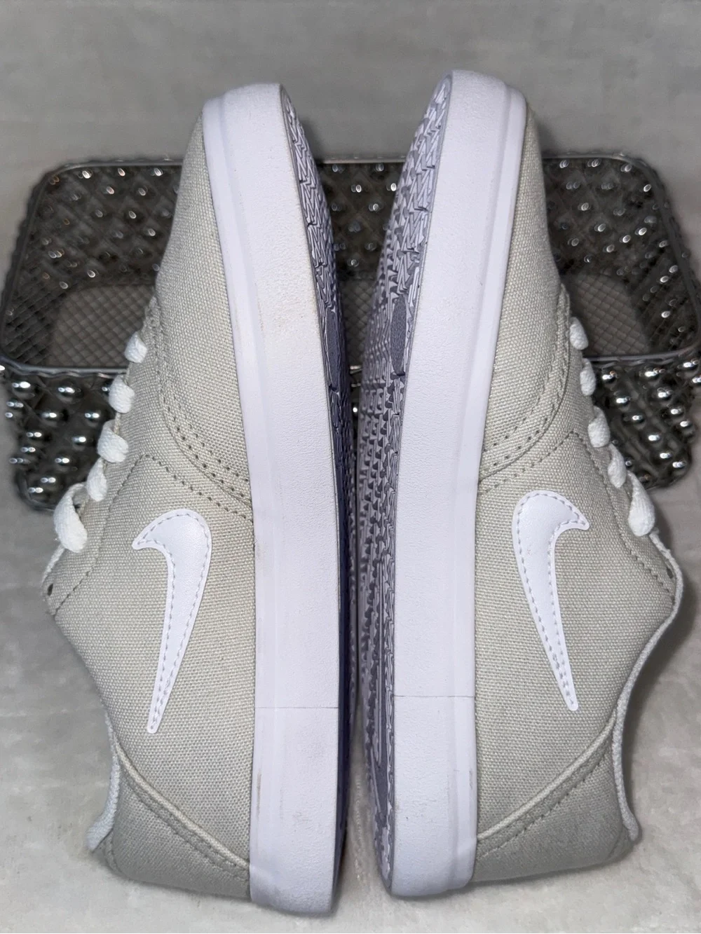 Nike SB Check CNVS GS Light Bone White Canvas Sneakers Youth 4Y NEW